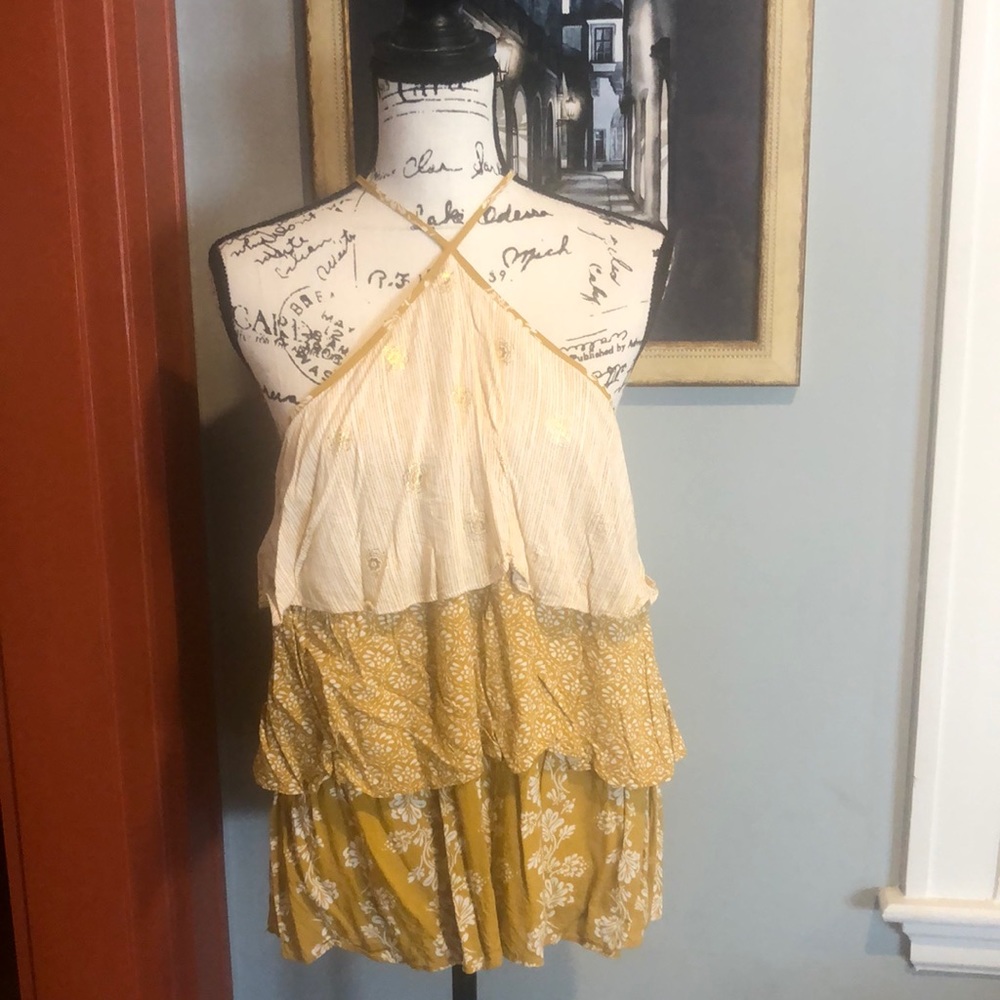 LC Lauren Conrad 3-Tiered Mixed Pattern Blouse (M)